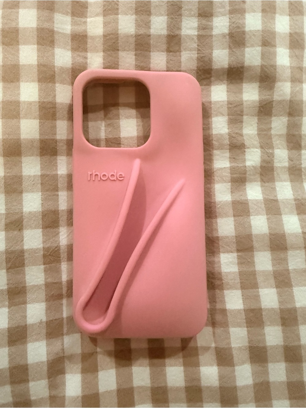 rhode Pink Silicone iPhone 16 Case with Grip